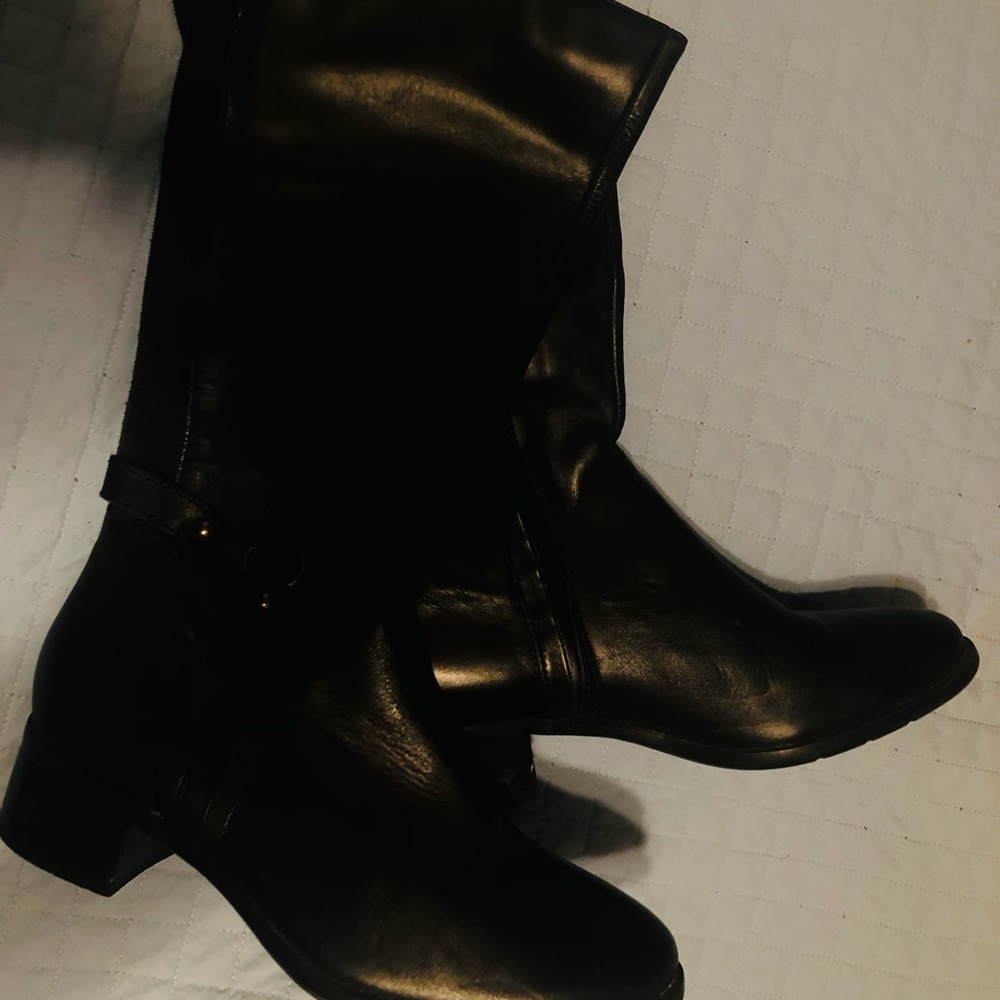 Black boots